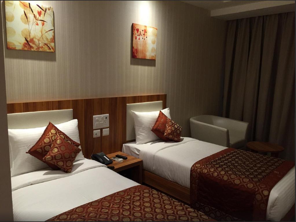 Hotel Le Roi Raipur At Raipur Railway Station מראה חיצוני תמונה