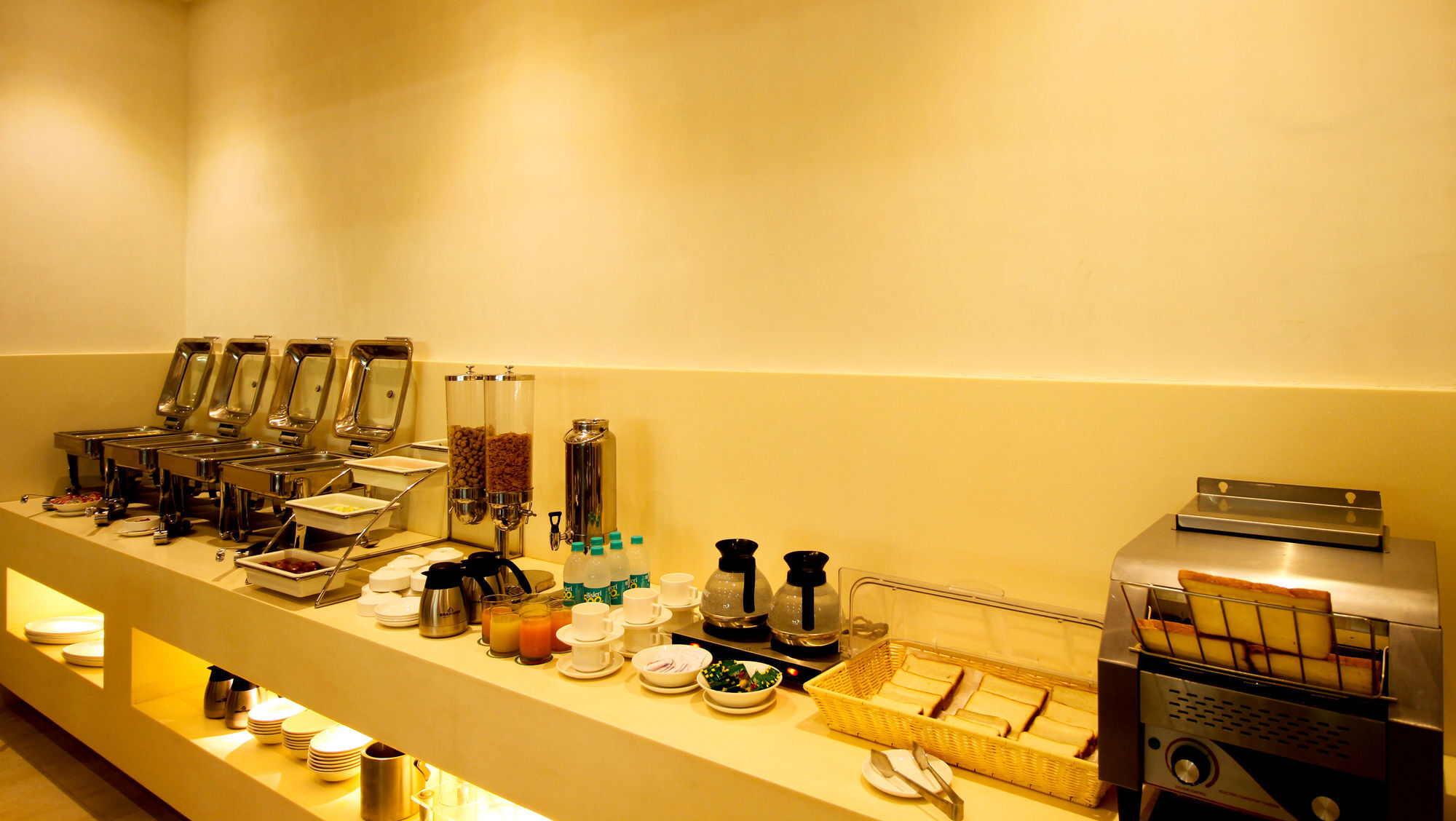 Hotel Le Roi Raipur At Raipur Railway Station מראה חיצוני תמונה